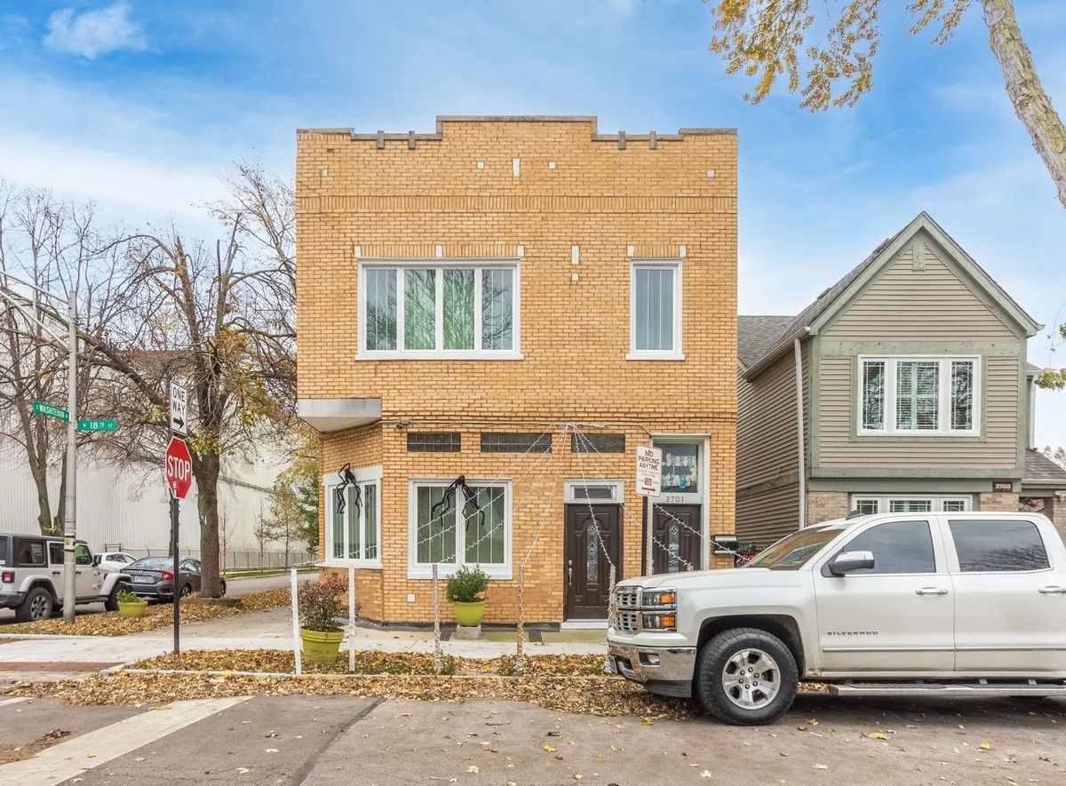 2701 18th Street, Chicago, IL 60608