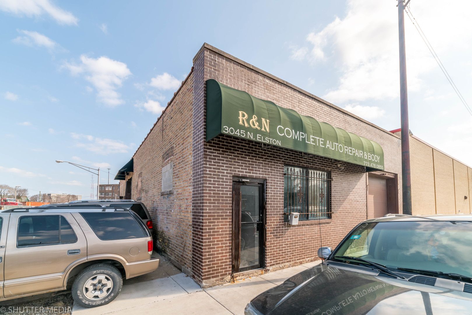 3043 N Elston Avenue — Chicago, IL 60618