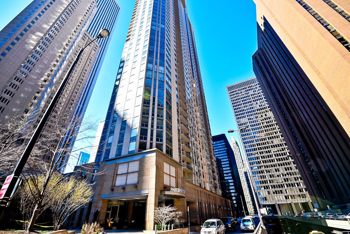 222 N Columbus Drive #4609 — Chicago, IL 60601