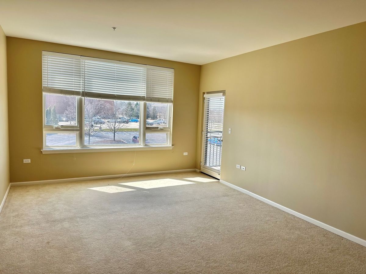 801 Village Center Drive, Burr Ridge, IL 60527