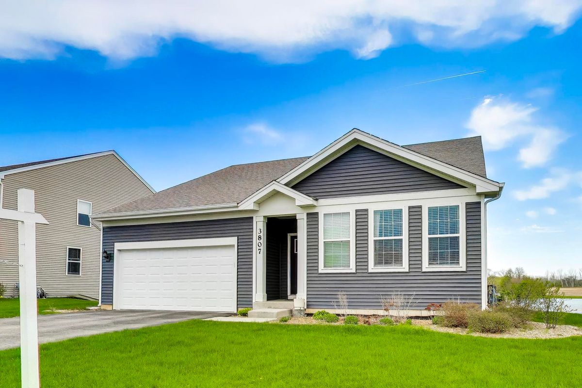 3807 Flynn Street, McHenry, IL 60050