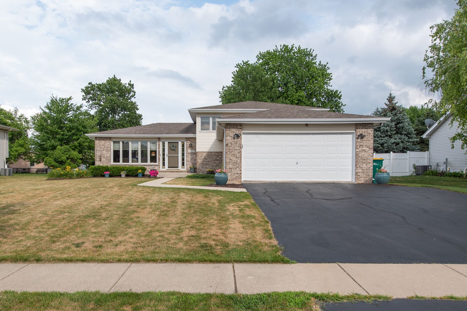 16447 Timberview Drive — Plainfield, IL 60586