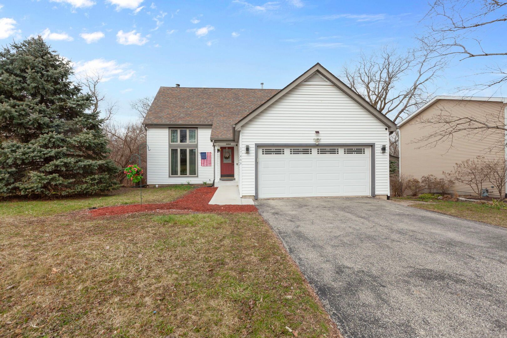 17466 W Windslow Drive — Grayslake, IL 60030