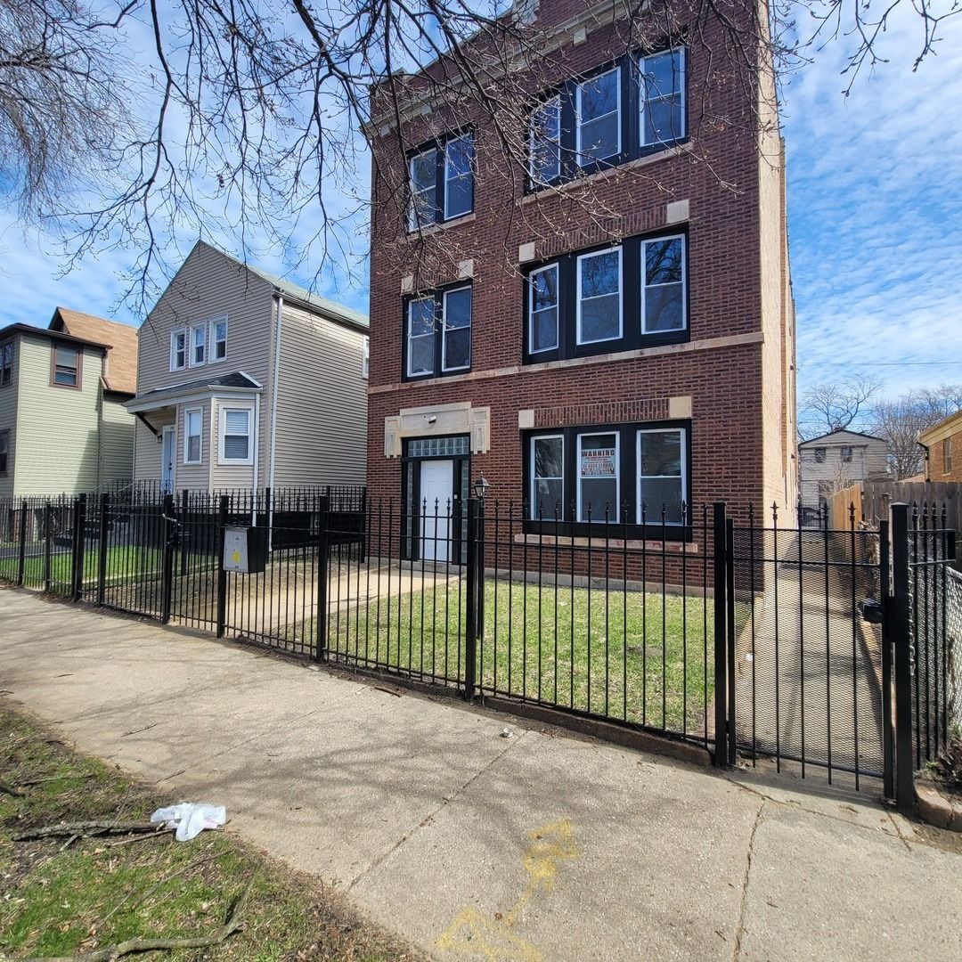 7919 S Ellis Avenue — Chicago, IL 60619