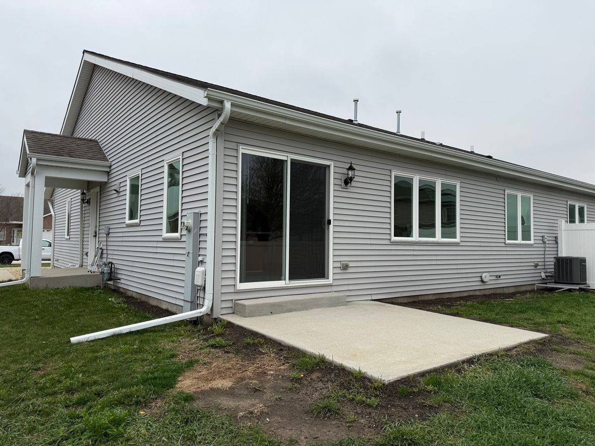 922 Bergera Street W, Braidwood, IL 60408