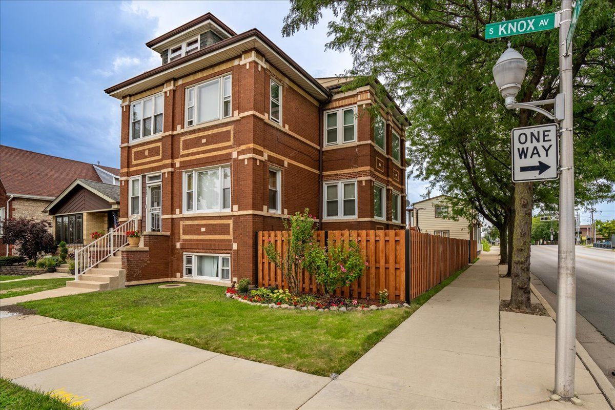6657 S Knox Avenue #G — Chicago, IL 60629