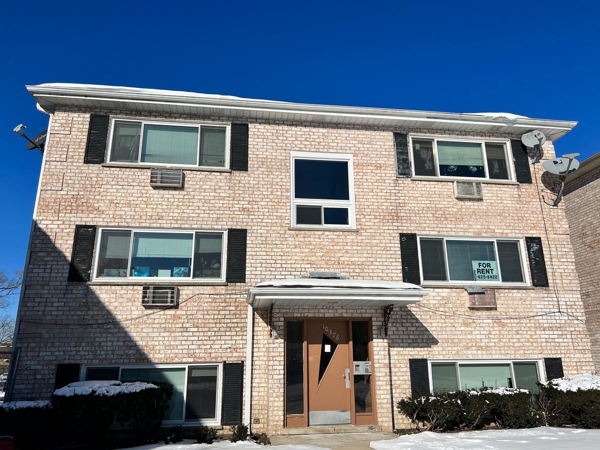 10376 Michael Todd Terrace, Glenview, IL 60025