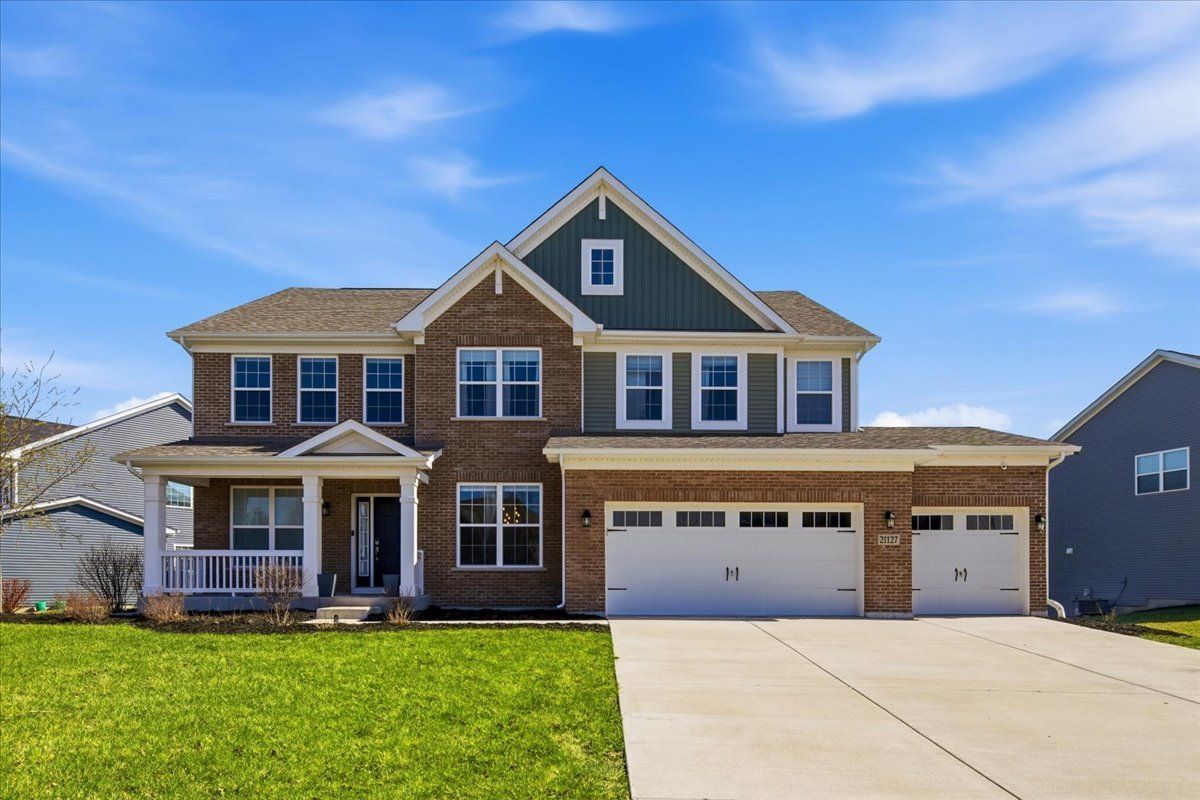 21127 Coventry Circle, Shorewood, IL 60404