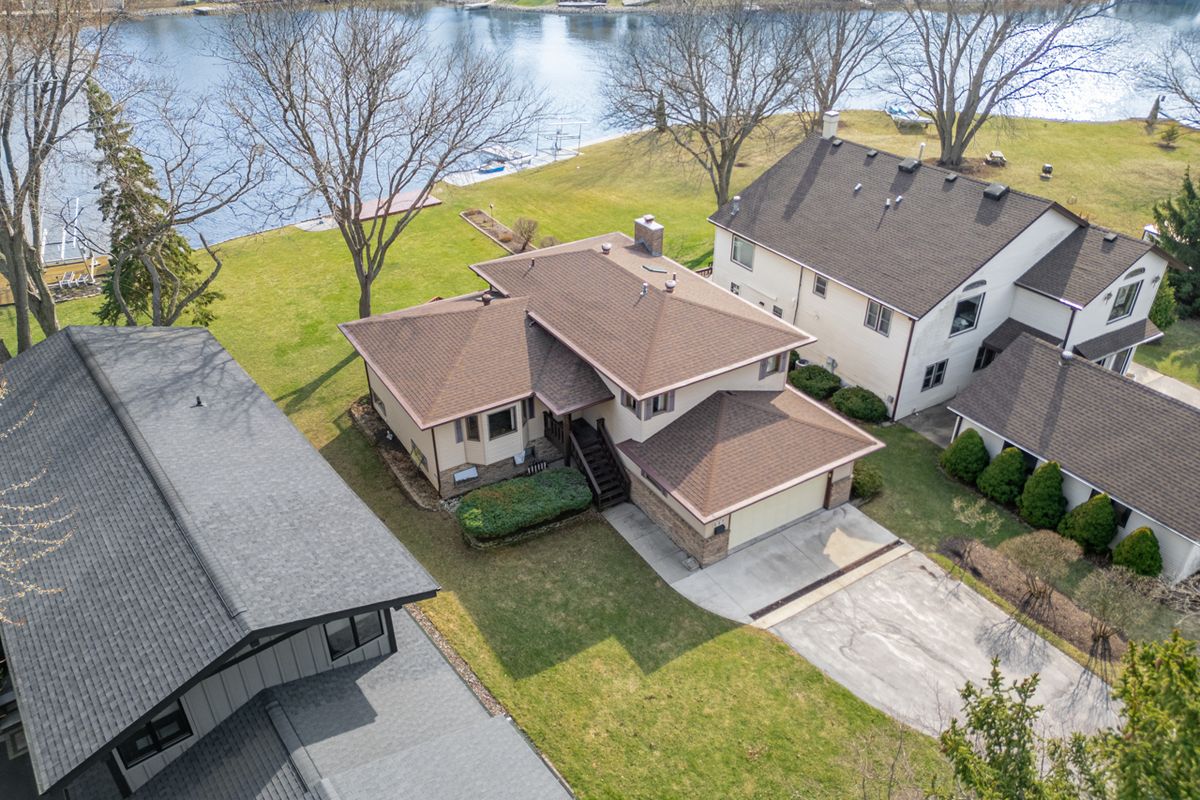 227 Lake Summerset Road, Davis, IL 61019