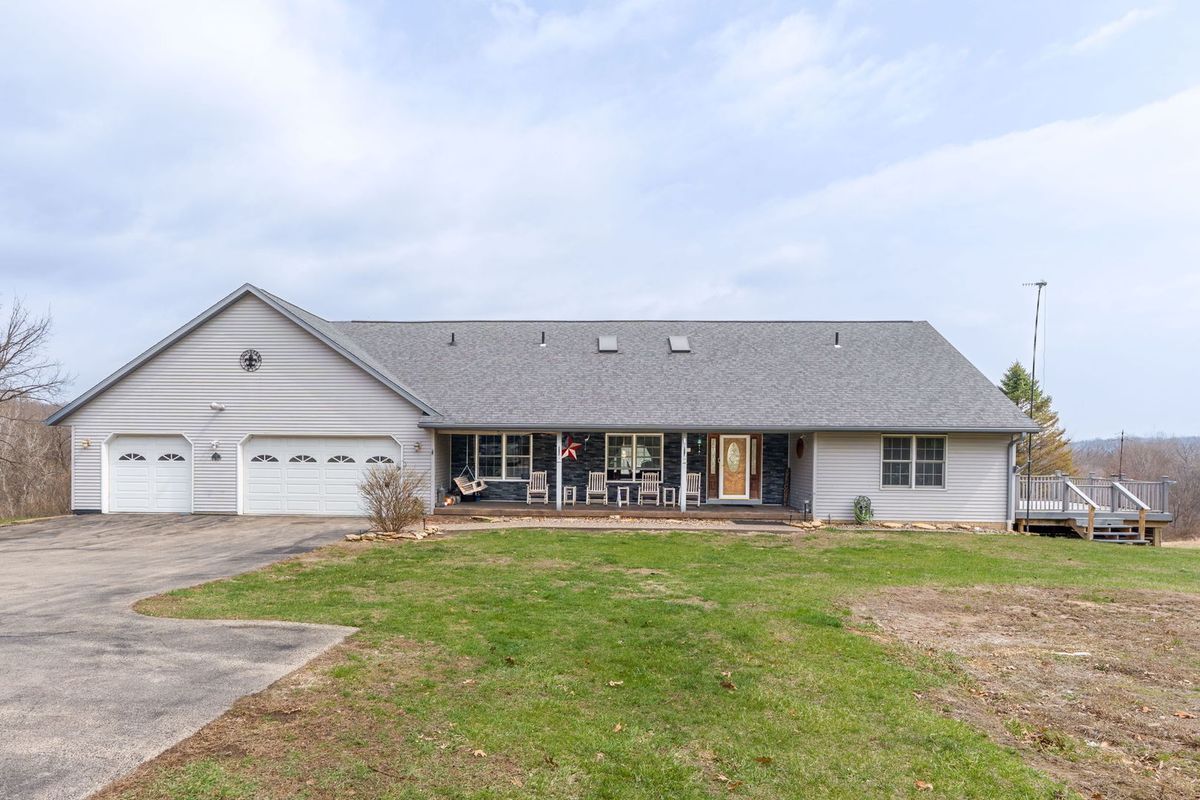 107 Lost Lane, Savanna, IL 61074