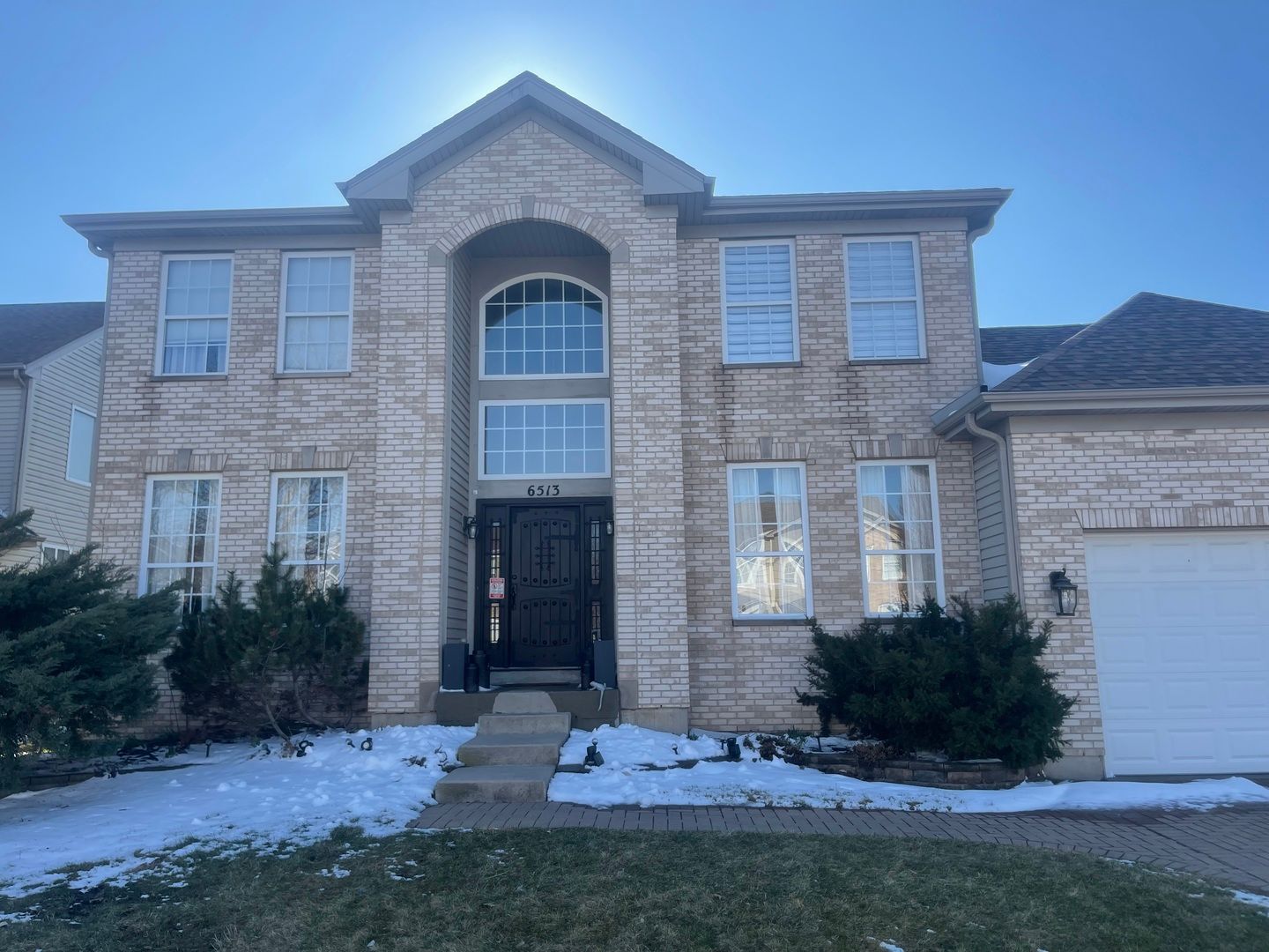 6513 Pine Hollow Road — Carpentersville, IL 60110
