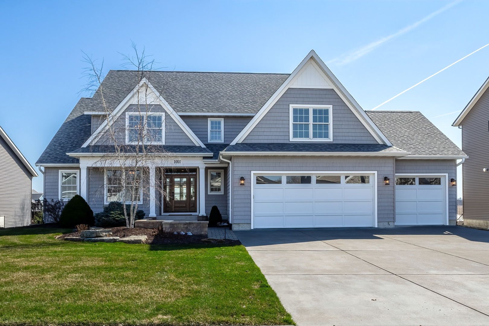1007 S 8th Street — Eldridge, IA 52748
