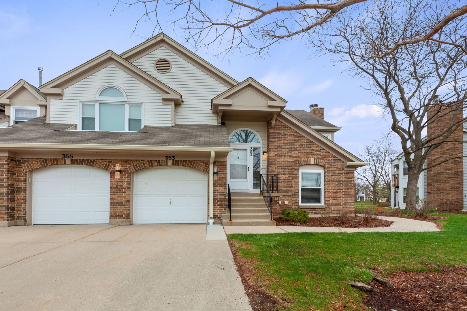 353 Satinwood Court S — Buffalo Grove, IL 60089