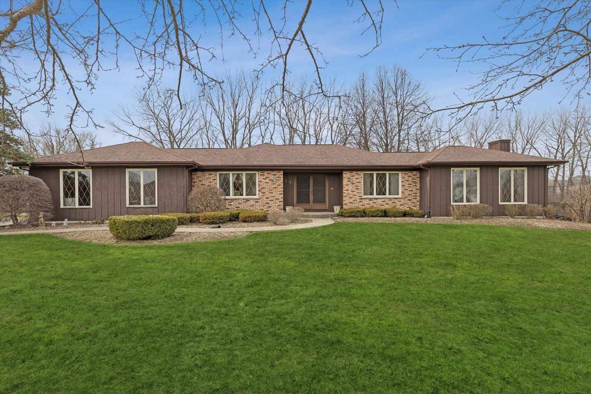 7517 Pheasant Drive, Lakewood, IL 60014