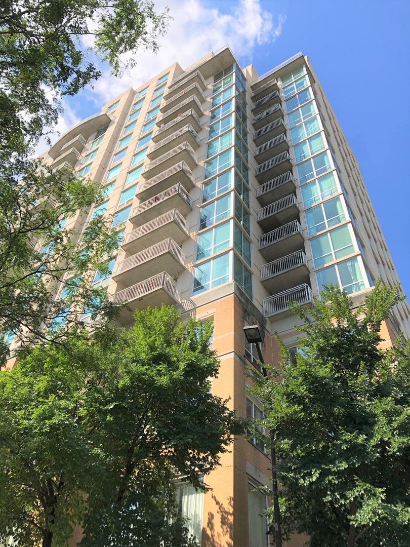 1640 MAPLE Avenue, Evanston, IL 60201