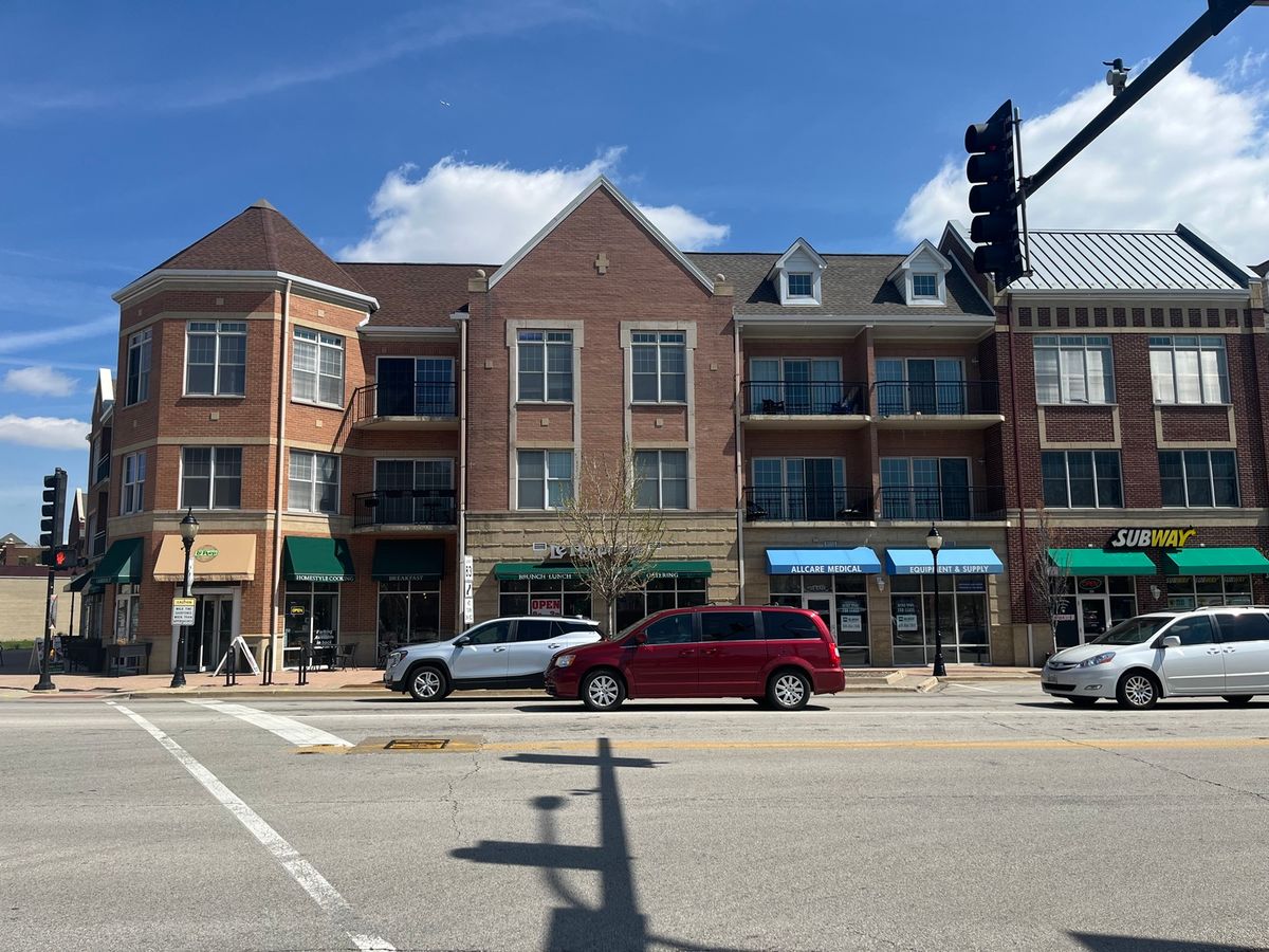 40 Northwest Highway, Mount Prospect, IL 60056