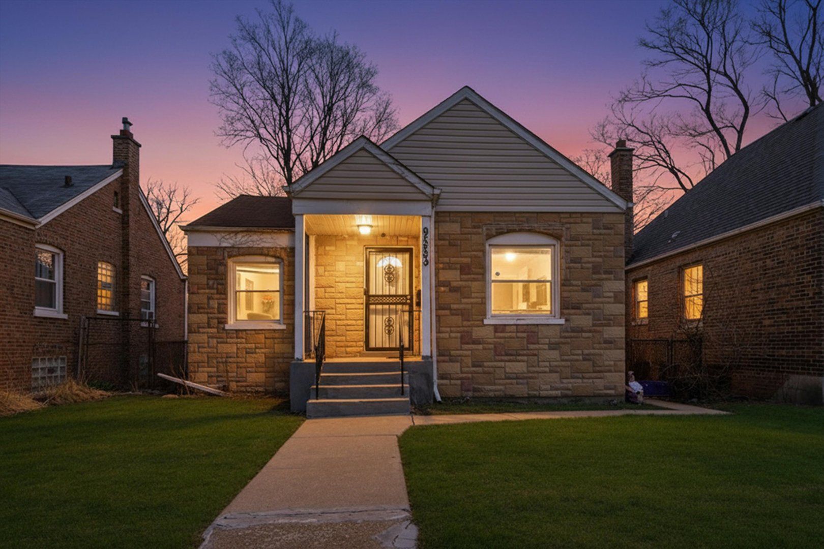 9553 S Greenwood Avenue — Chicago, IL 60628