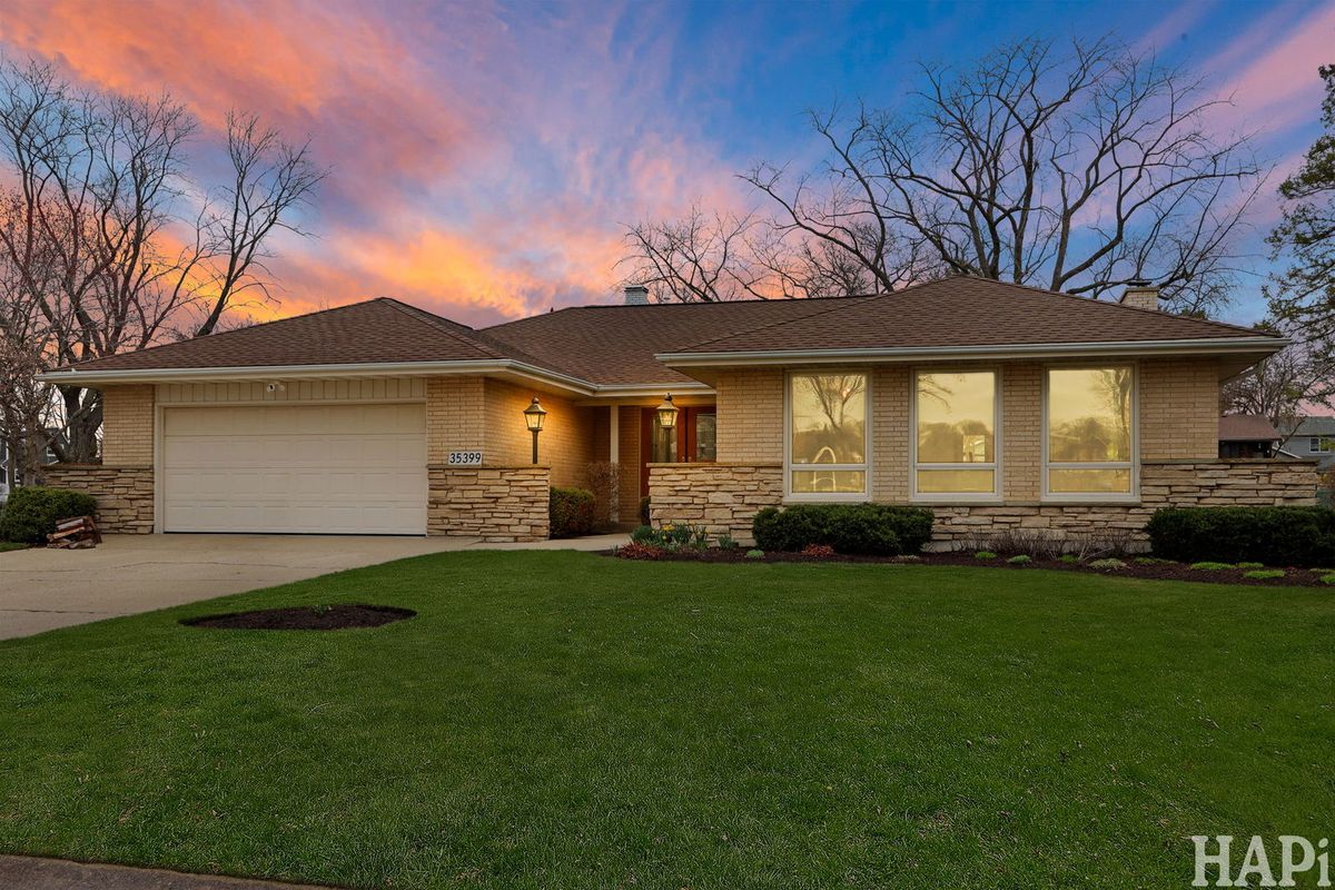 35399 Donald Court, Ingleside, IL 60041