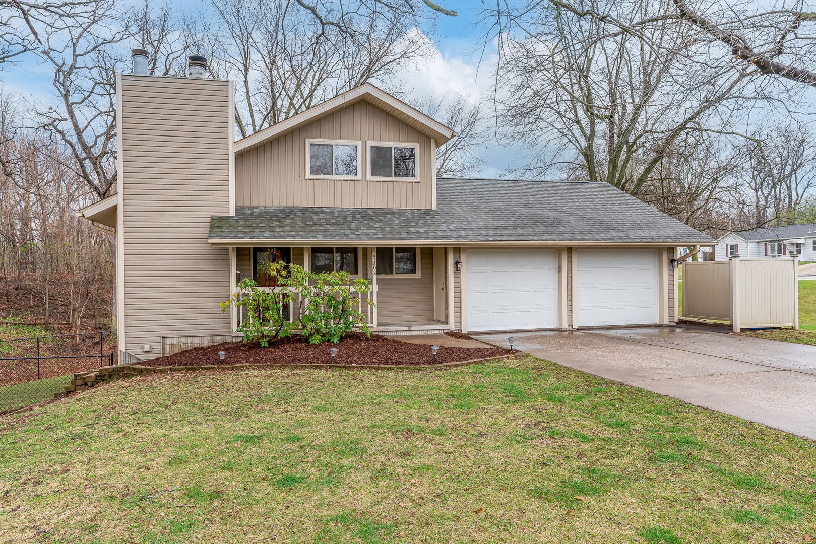 5302 32nd Avenue — Moline, IL 61265