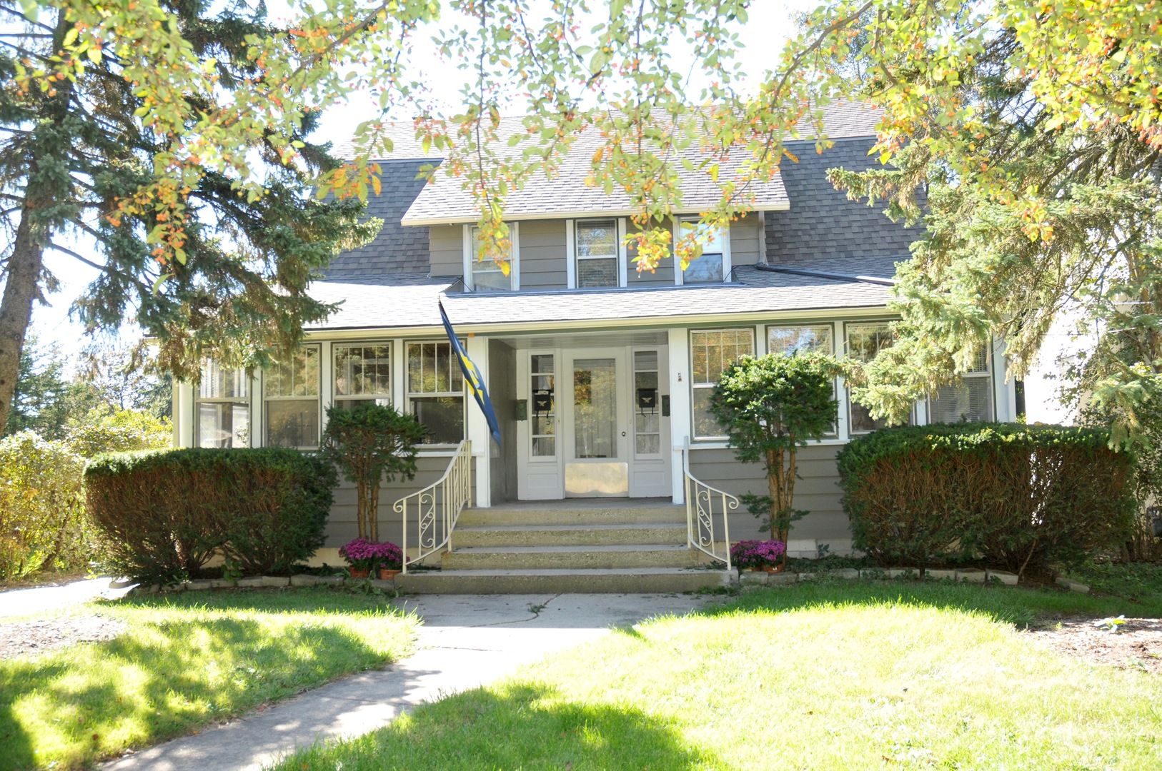 101 Horne Street — St. Charles, IL 60174