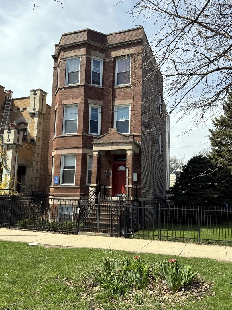 2318 S Marshall Boulevard #2 — Chicago, IL 60623