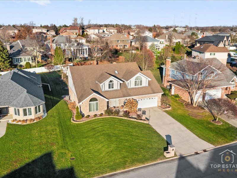 13124 W Beaver Lake Drive — Homer Glen, IL 60491