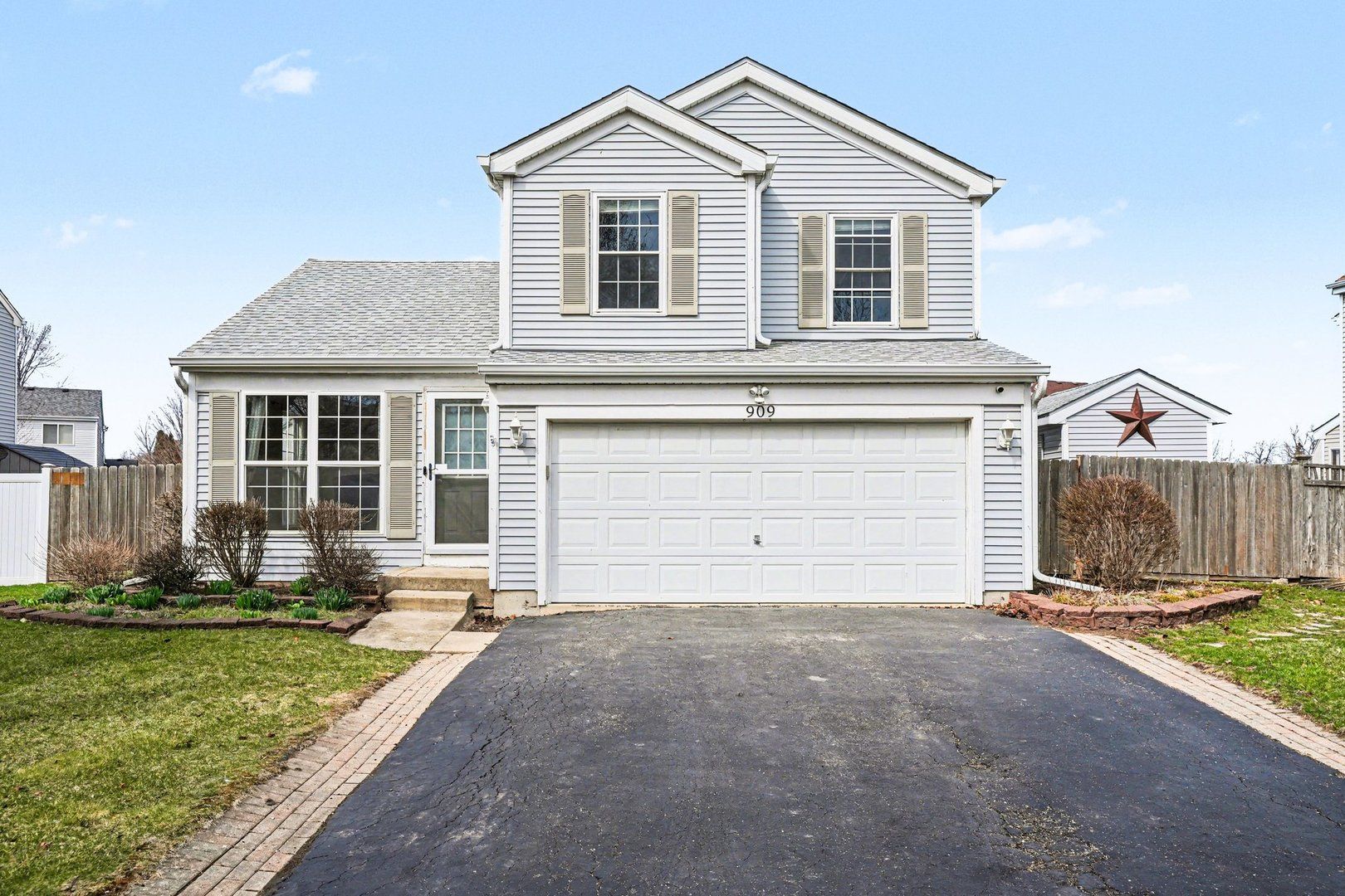 909 Mission Boulevard — Joliet, IL 60436