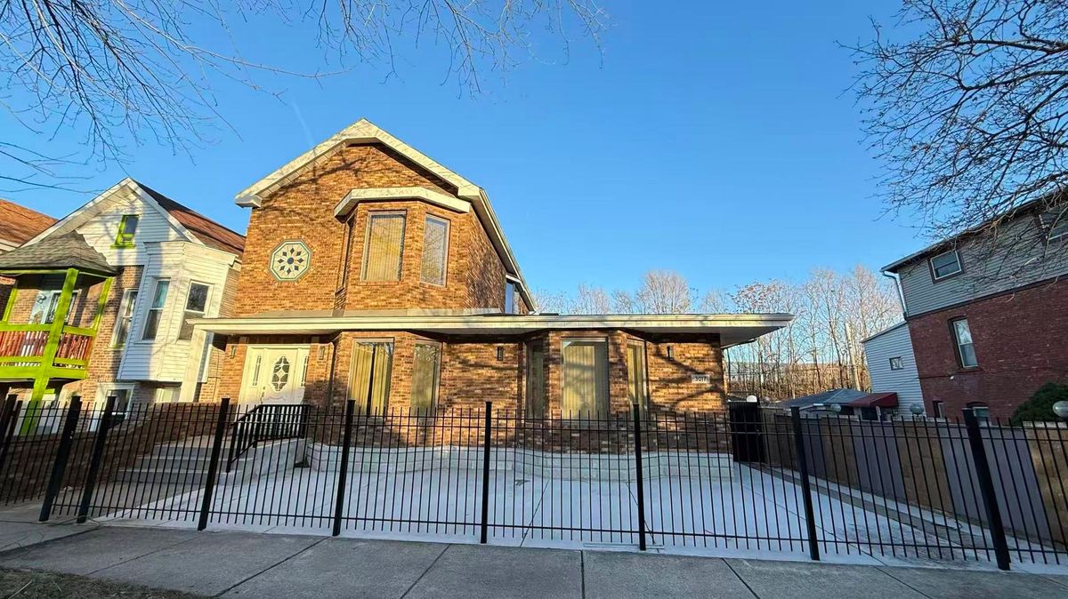 3017 Canal Street, Chicago, IL 60616