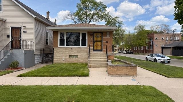 456 90th Street, Chicago, IL 60619