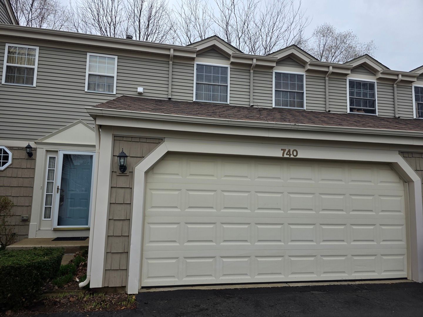 740 Village Circle — Marengo, IL 60152
