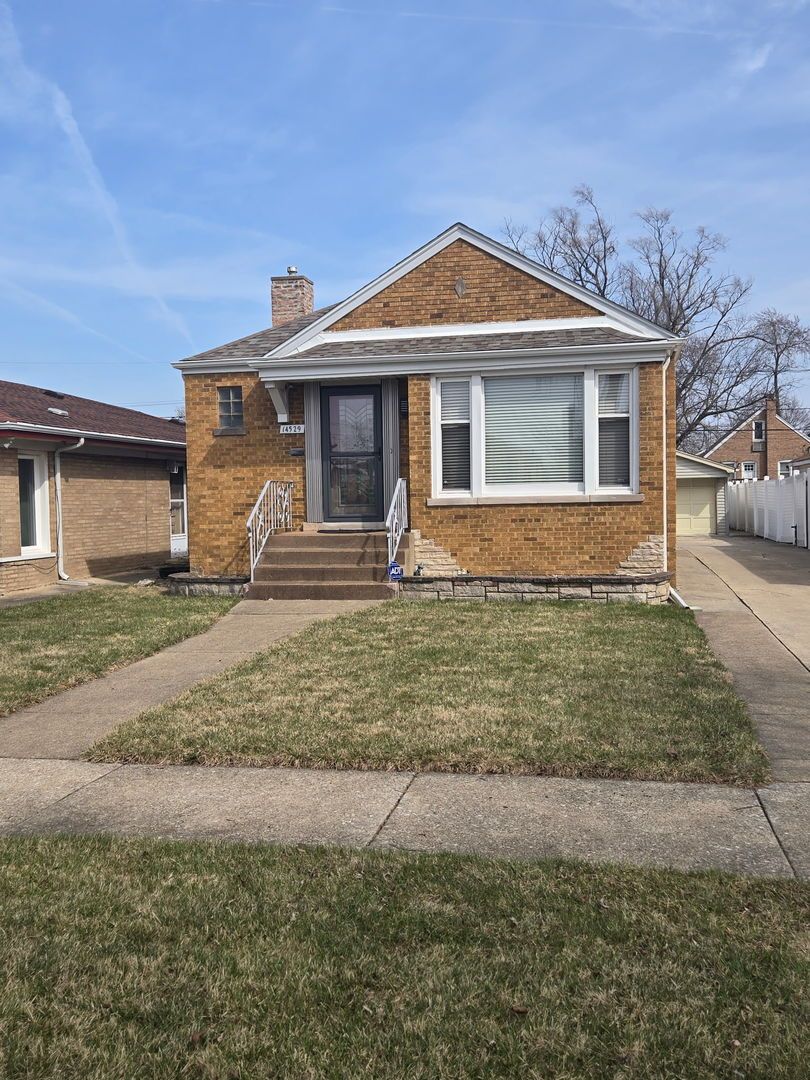 14529 S Emerald Avenue — Riverdale, IL 60827