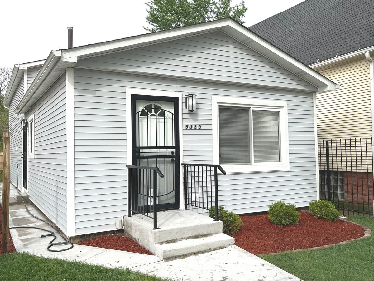 9339 Burnside Avenue, Chicago, IL 60619