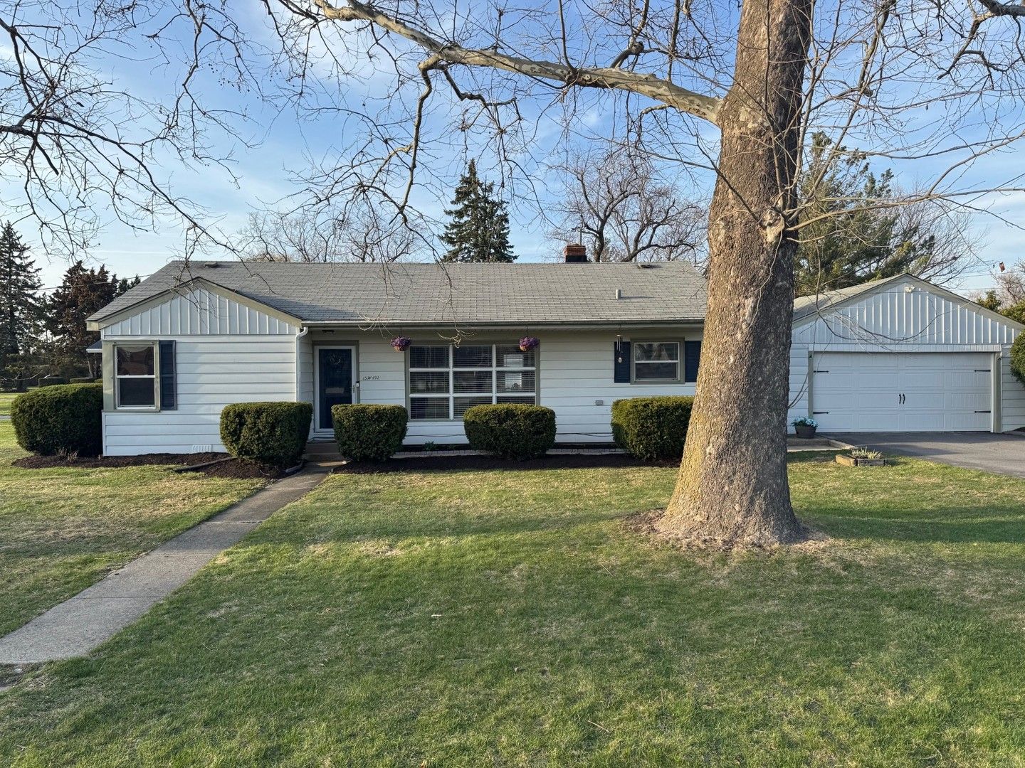 15W492 Concord Street — Elmhurst, IL 60126