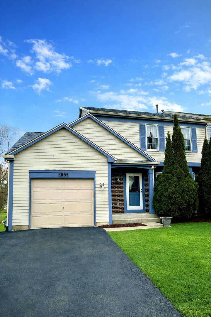 1833 Barnhill Drive — Mundelein, IL 60060