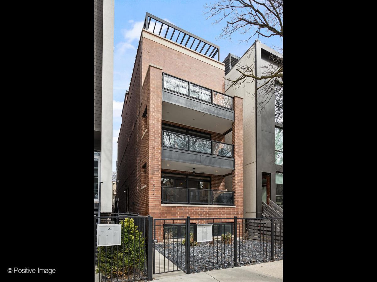 2044 Rice Street, Chicago, IL 60622