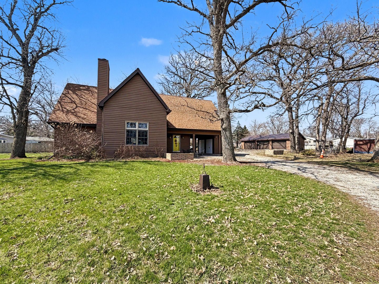 167 N Eagle Island Road — Kankakee, IL 60901