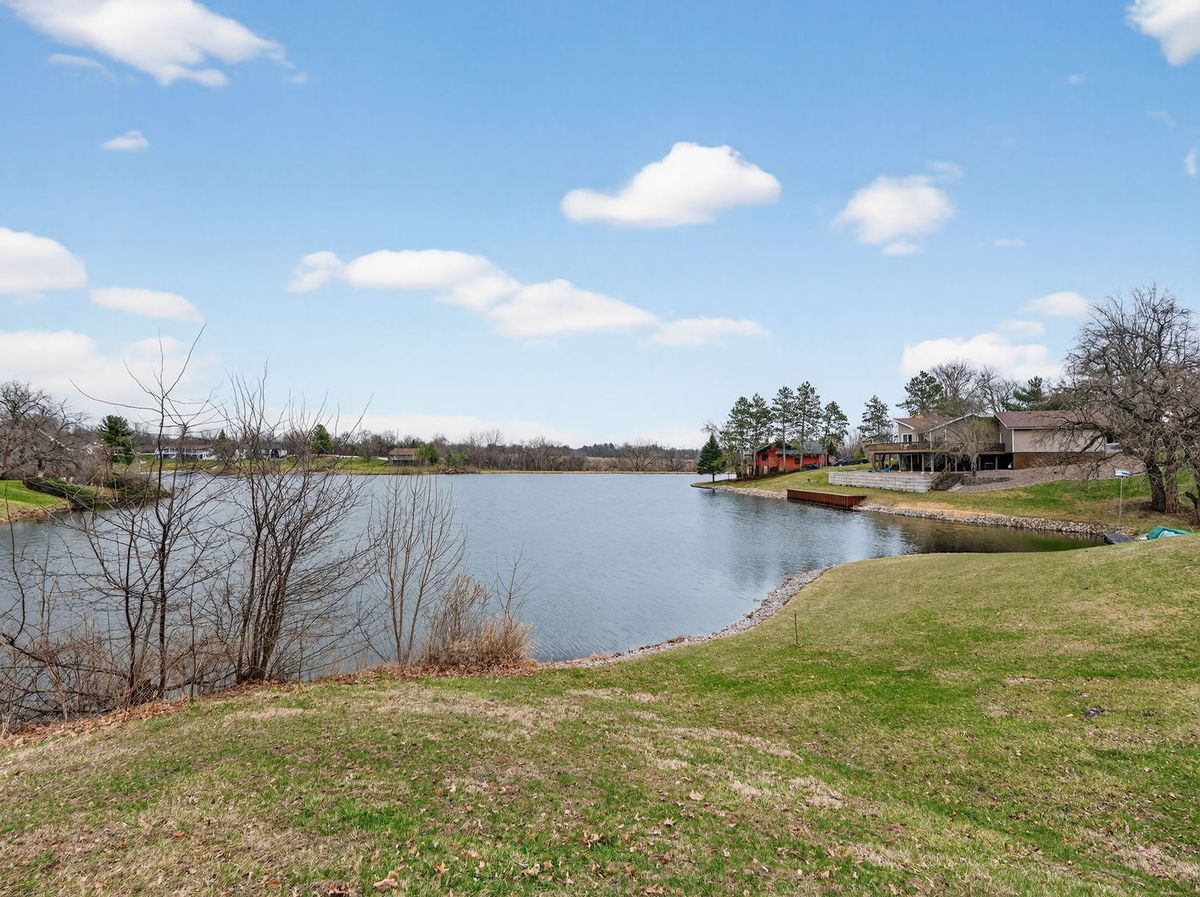 516 Crestview Drive, Sherrard, IL 61281