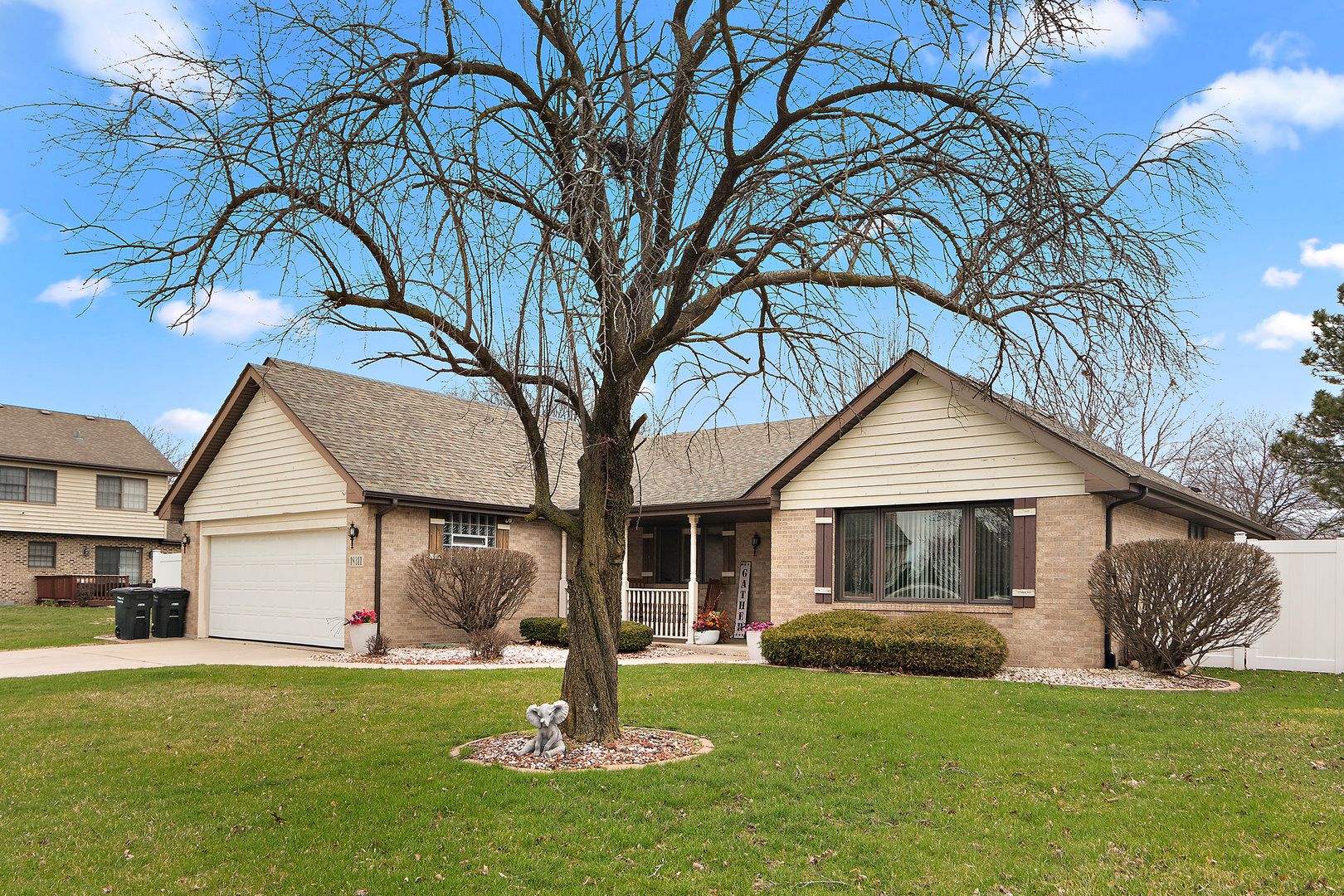18311 Holland Road — Lansing, IL 60438