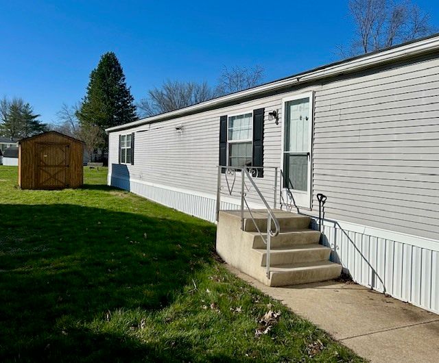 2040 Constitution Avenue — Urbana, IL 61802