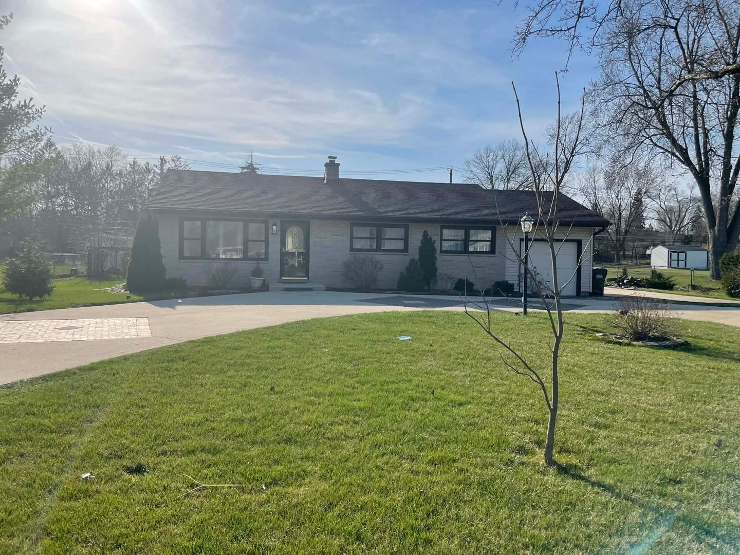 1516 Sunset Drive — Schaumburg, IL 60193