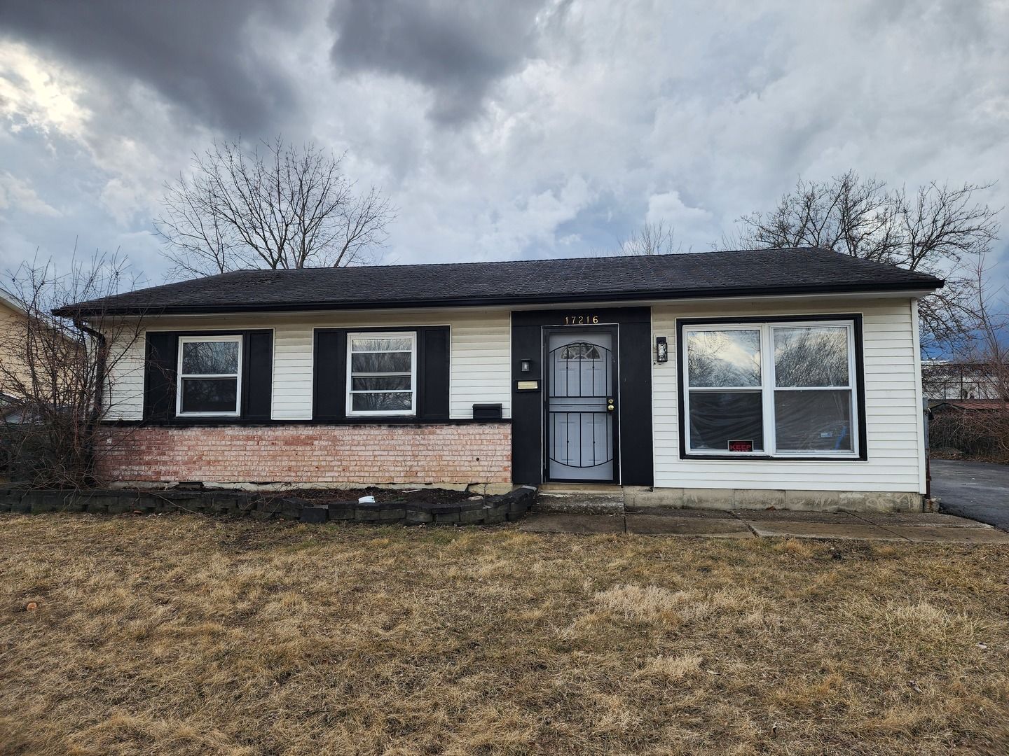 17216 Peach Grove Lane — Hazel Crest, IL 60429