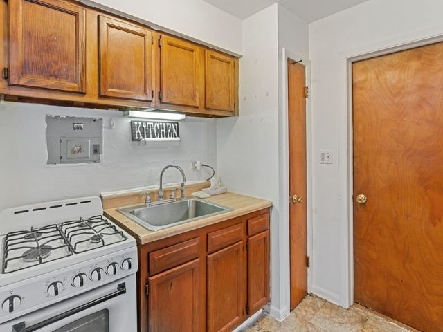 999 CONFIDENTIAL Avenue, Confidential, IL 60409