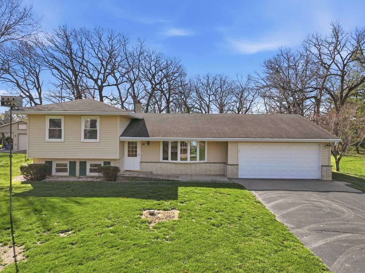 30W445 Arbor Lane — West Chicago, IL 60185