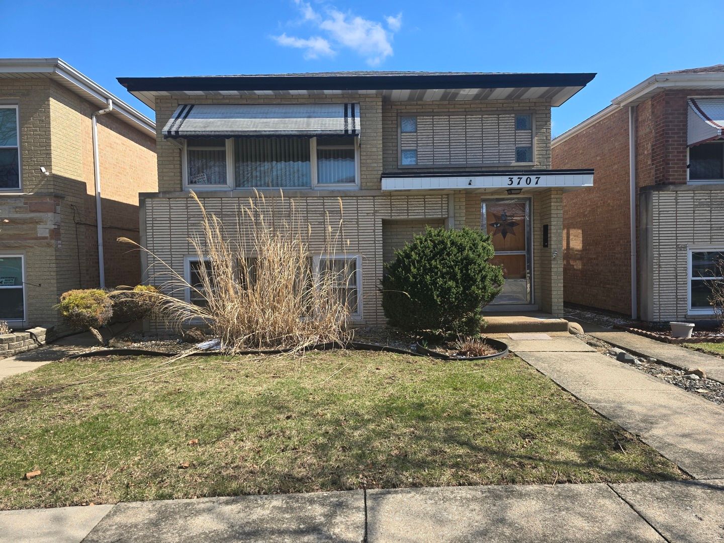 3707 Clarence Avenue #Garden — Berwyn, IL 60402