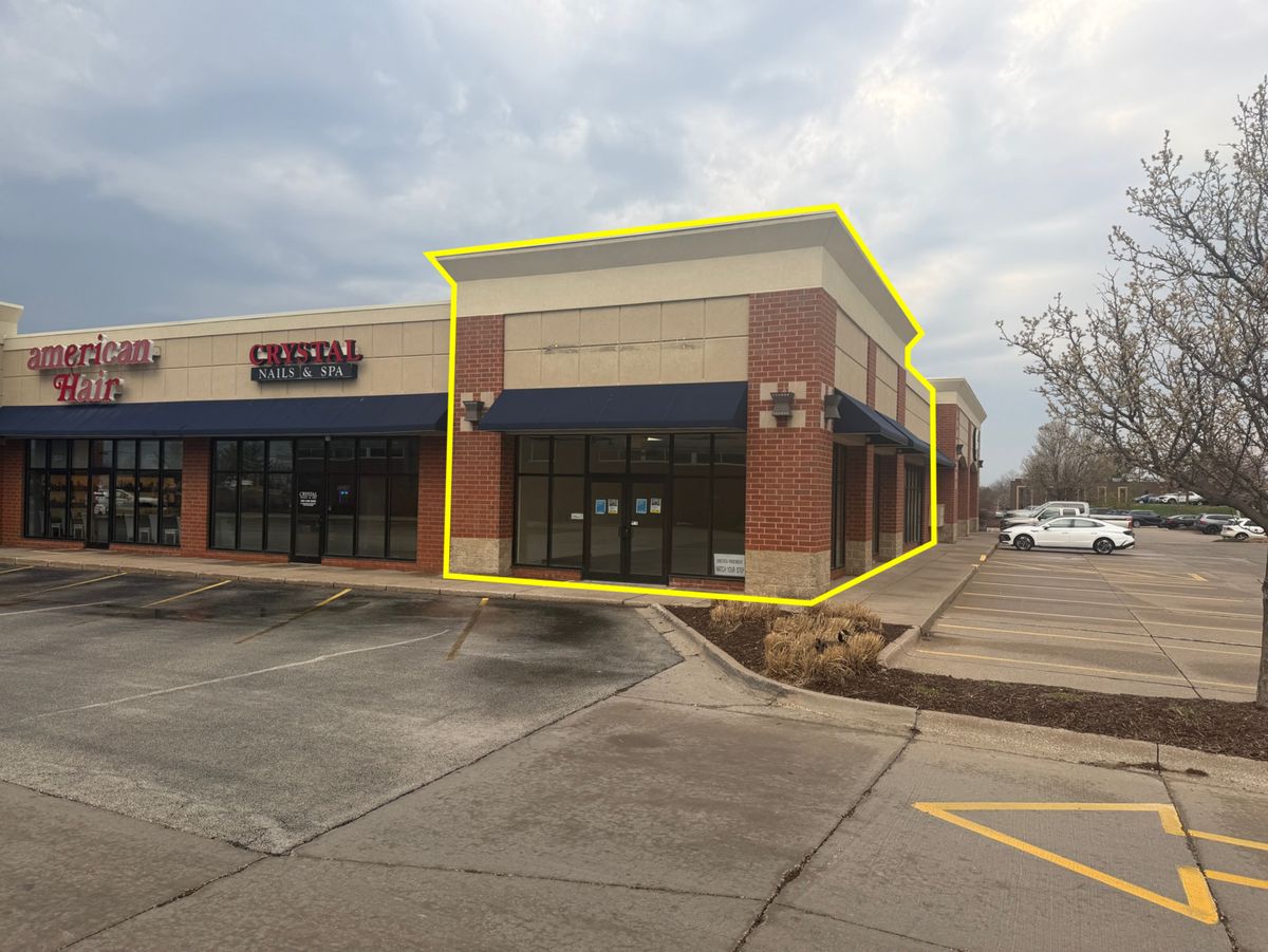 2884 Devils Glen Road, Bettendorf, IA 52722