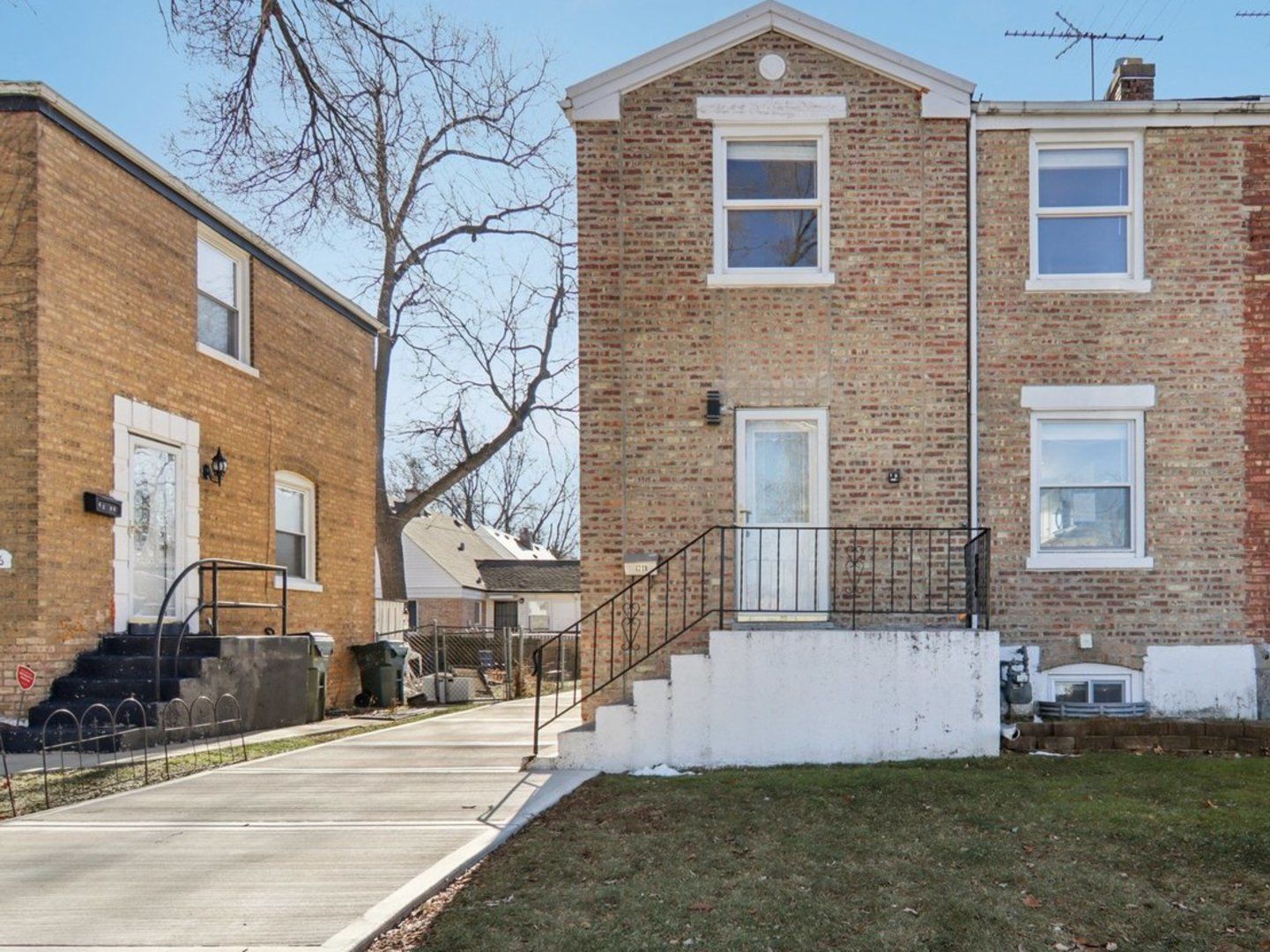 4208 Oak Street — Bellwood, IL 60104