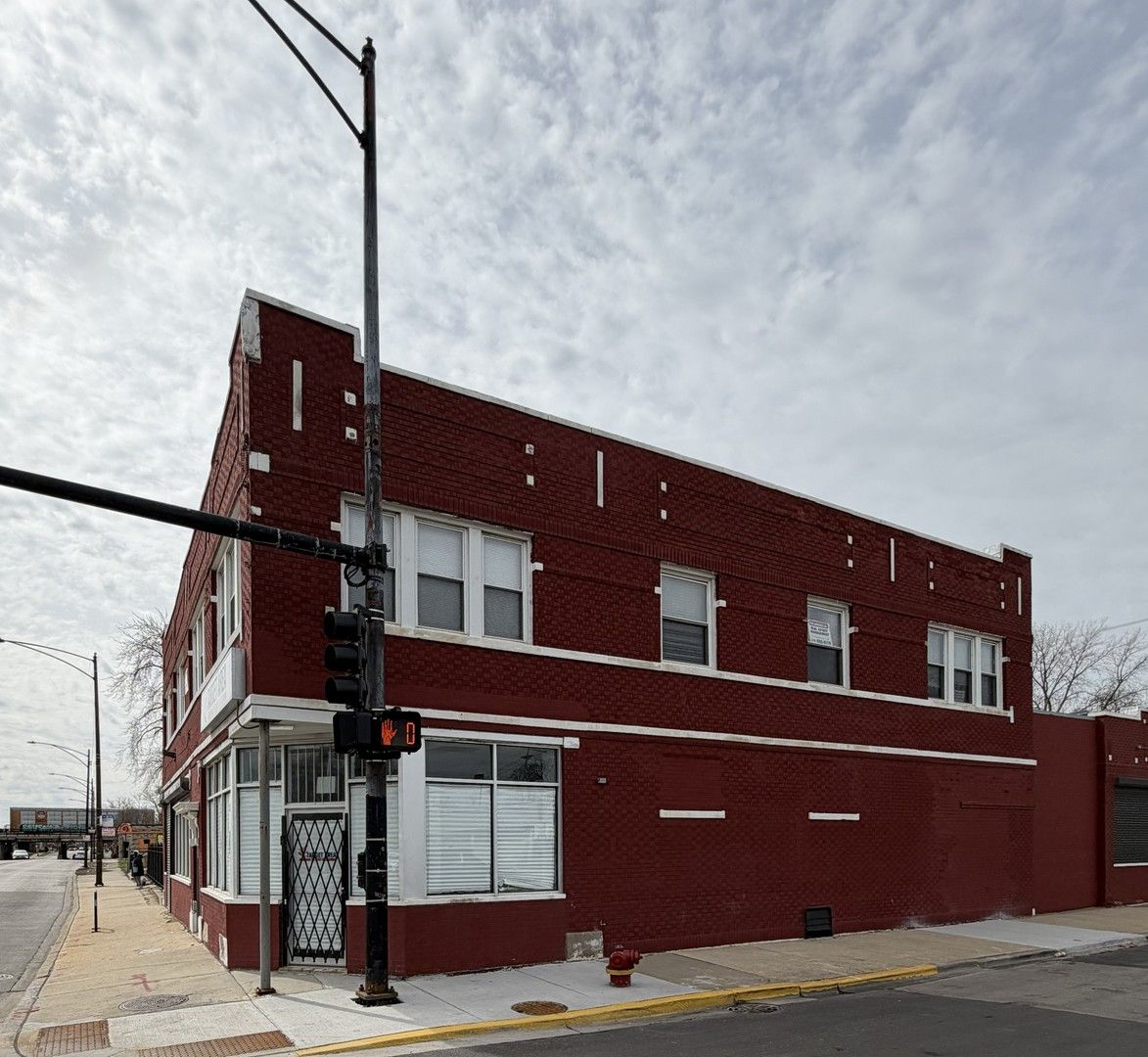 7402 S Racine Avenue #1 — Chicago, IL 60636