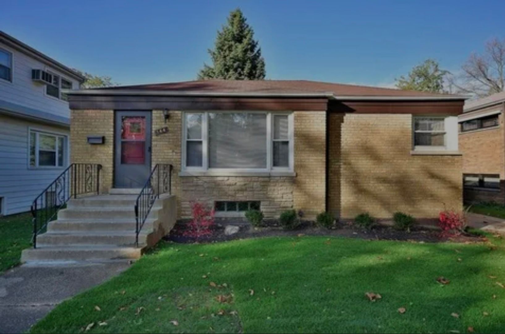 144 E Quincy Street — Riverside, IL 60546
