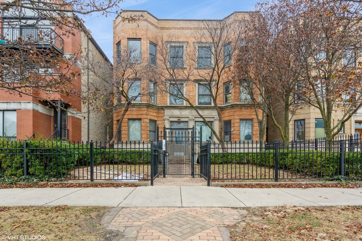 6320 Greenwood Avenue, Chicago, IL 60637