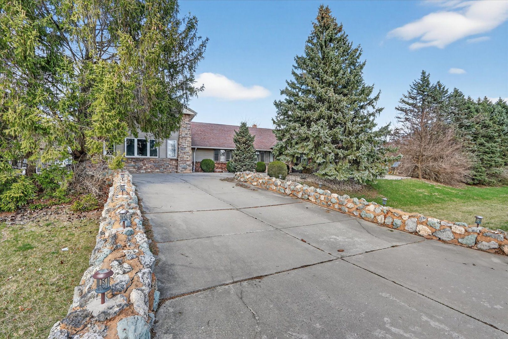 5992 Palisades Parkway — Rockford, IL 61109
